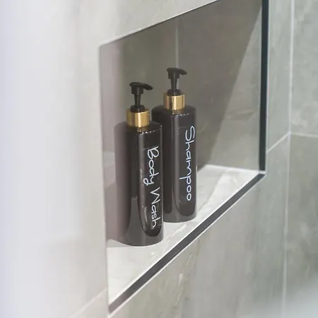 Adriana Luxury شقة