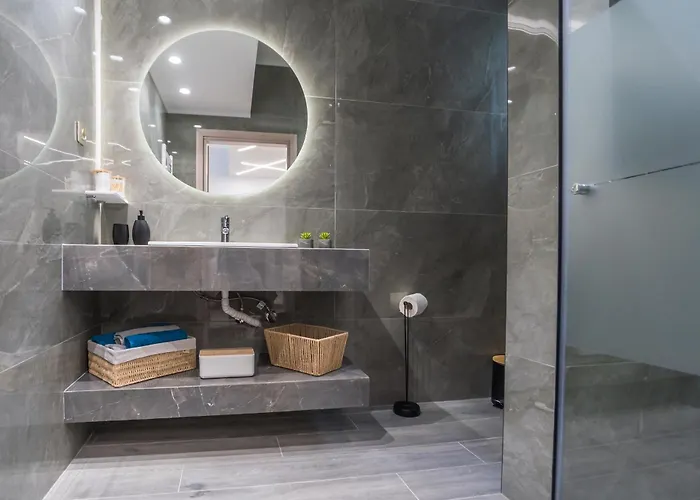 Adriana Luxury Apartment Kastoria